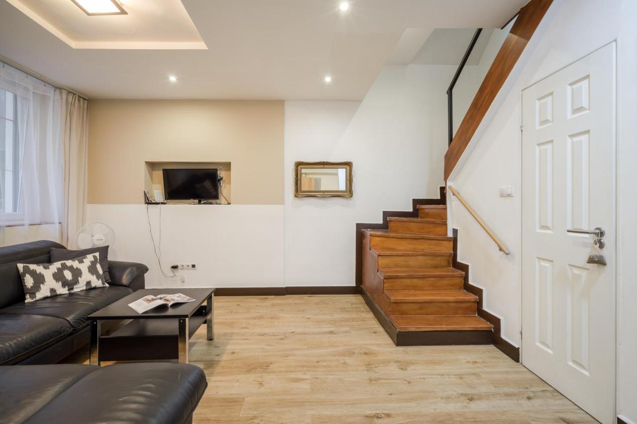 Dolly'S Duplex Home Budapest Ngoại thất bức ảnh