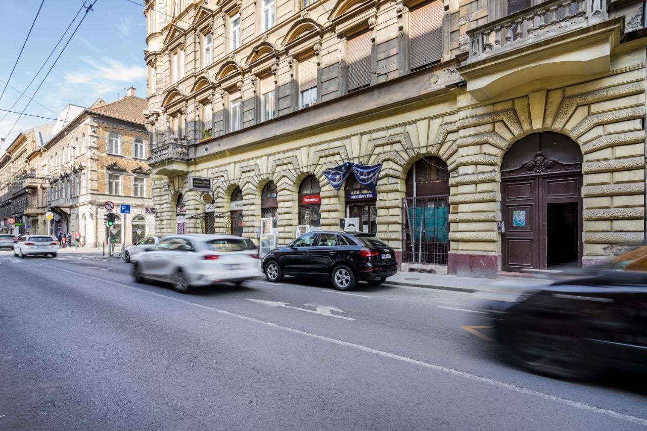 Dolly'S Duplex Home Budapest Ngoại thất bức ảnh
